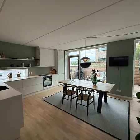 A Luxury Three Story House By Cph Harbor Ferienhaus